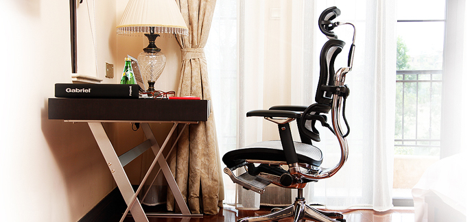 �칫���½��ϵ��Ergohuman+